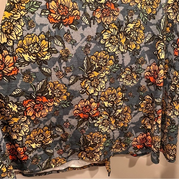 LulaRoe Sarah Long Sleeve Ankle Cardigan Cozy Slightly Thick Elegant Med 10-12 - Picture 8 of 16